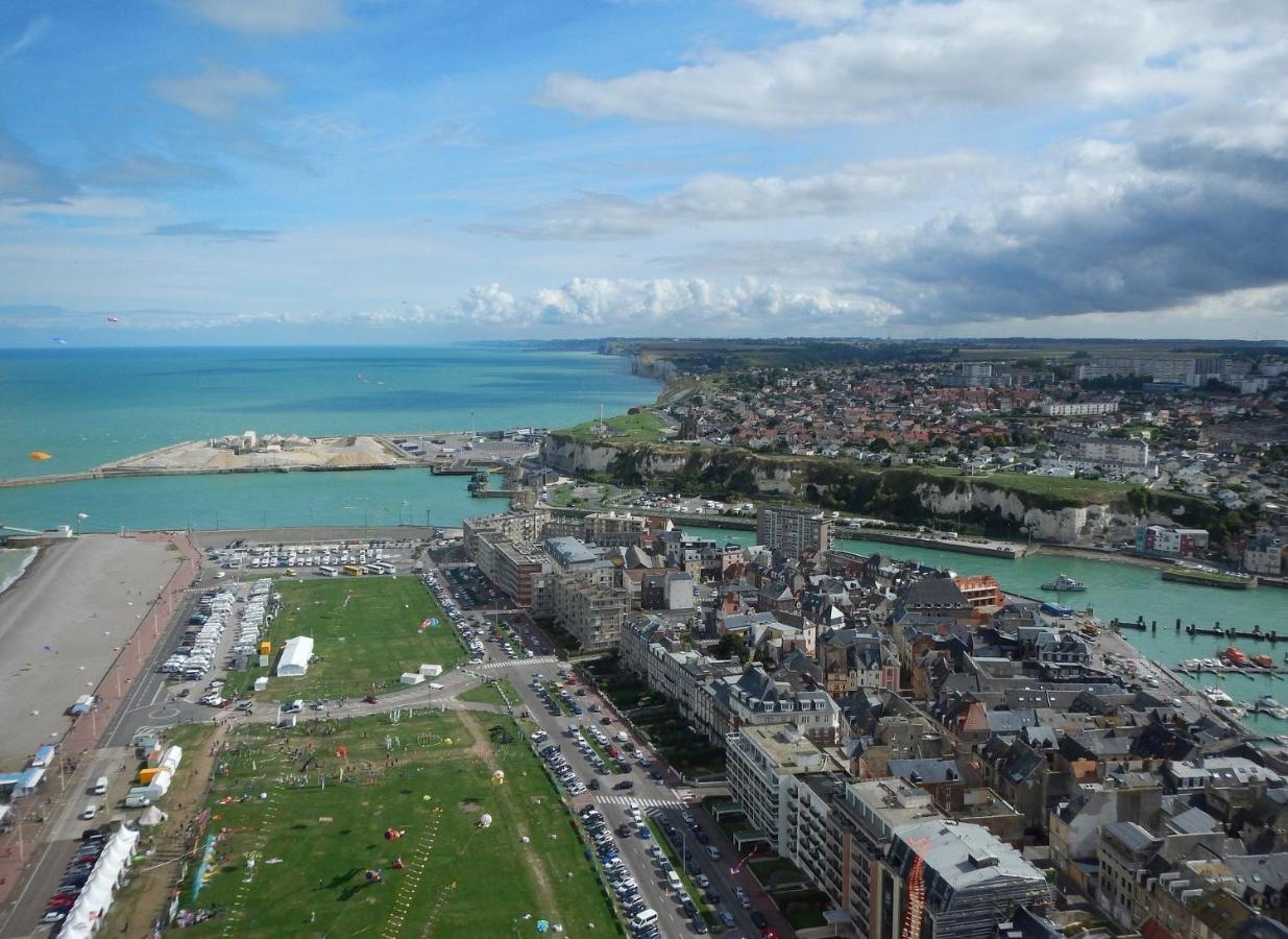 Sur Le Port De Plaisance - Proche Plage Et Centre Dieppe Exterior photo